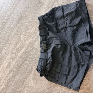 Zella Women’s Black hiking Shorts